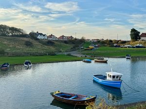 Photo 5- click for photo gallery